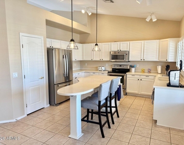14971 N 88th Lane - Photo Thumbnail 12