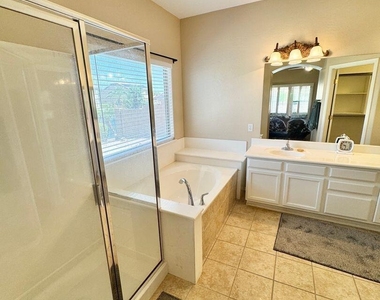 14971 N 88th Lane - Photo Thumbnail 30