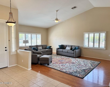 14971 N 88th Lane - Photo Thumbnail 5