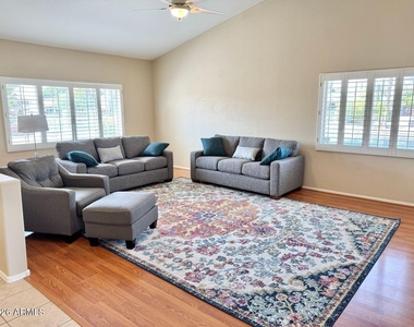 14971 N 88th Lane - Photo Thumbnail 6