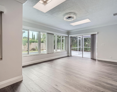 104 St Cloud Lane - Photo Thumbnail 22