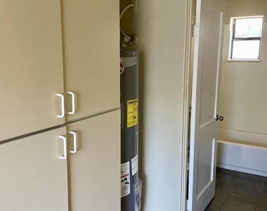 1222 W Roosevelt Street - Photo Thumbnail 5
