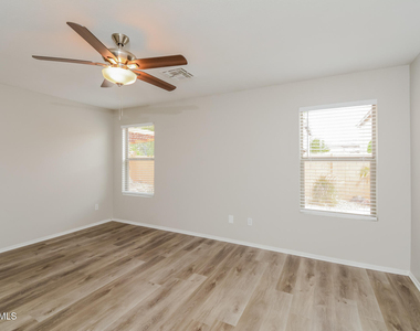 15804 W Port Au Prince Lane - Photo Thumbnail 6