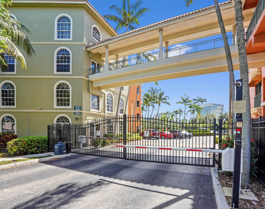 1650 Presidential Way - Photo Thumbnail 21