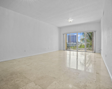 1650 Presidential Way - Photo Thumbnail 6