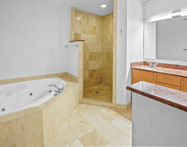1650 Presidential Way - Photo Thumbnail 12