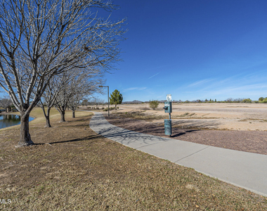 3214 N Pleasant View Lane - Photo Thumbnail 21