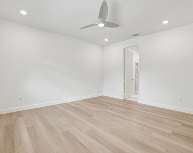 4065 Marina Way - Photo Thumbnail 29