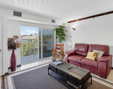 4505 S Ocean Boulevard - Photo Thumbnail 10