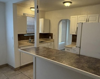 2126 E Harvard Street - Photo Thumbnail 9