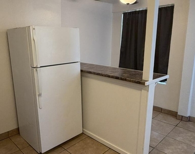 2126 E Harvard Street - Photo Thumbnail 11