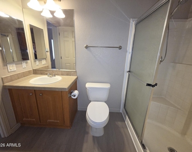 40709 N 253rd Avenue - Photo Thumbnail 9