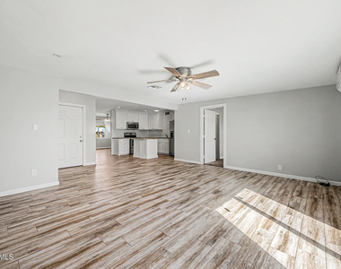 14817 N Flamenco Drive - Photo Thumbnail 8