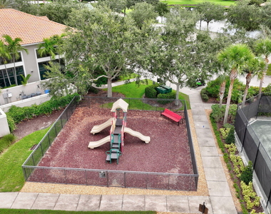 9225 Sw Pepoli Way - Photo Thumbnail 43