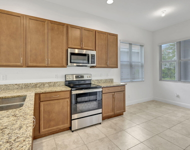 9225 Sw Pepoli Way - Photo Thumbnail 11