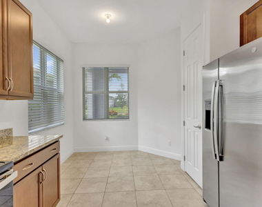 9225 Sw Pepoli Way - Photo Thumbnail 12