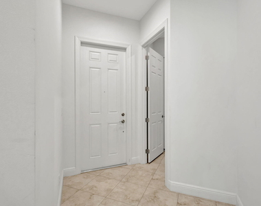 9225 Sw Pepoli Way - Photo Thumbnail 3