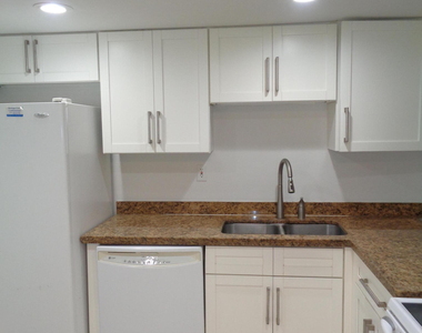 4394 Nw 9th Avenue - Photo Thumbnail 5