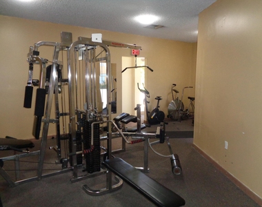 4394 Nw 9th Avenue - Photo Thumbnail 16