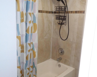 4394 Nw 9th Avenue - Photo Thumbnail 14