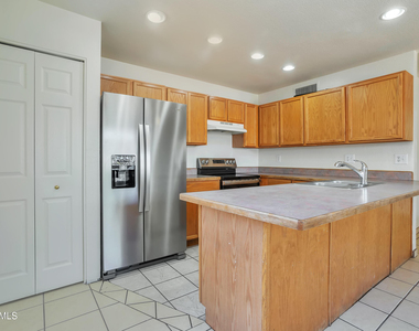 8316 E Indian School Road - Photo Thumbnail 10
