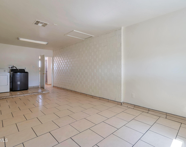 8316 E Indian School Road - Photo Thumbnail 7