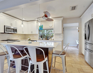 2865 Egret Way - Photo Thumbnail 14