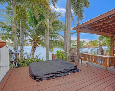 2865 Egret Way - Photo Thumbnail 40