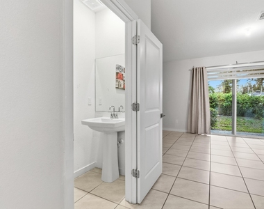 113 Bandol Street - Photo Thumbnail 6