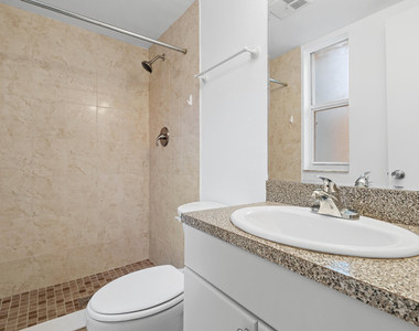 12658 Kenwood Lane - Photo Thumbnail 13