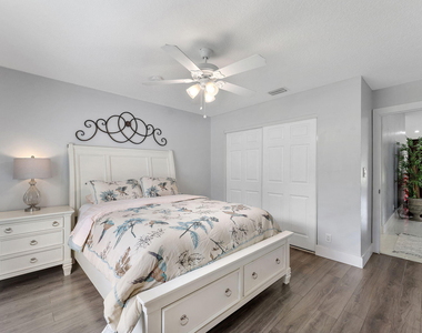 11835 N 47th Road N - Photo Thumbnail 16