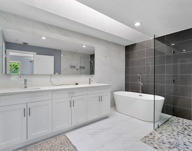 11835 N 47th Road N - Photo Thumbnail 18