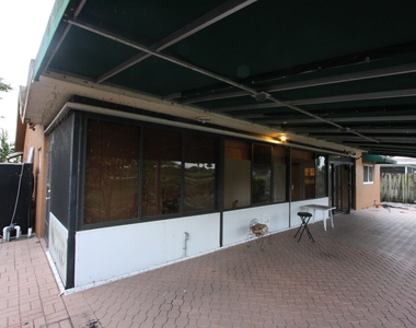 22965 Sw 56th Avenue - Photo Thumbnail 4