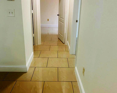 100 Sw Peacock Boulevard - Photo Thumbnail 12