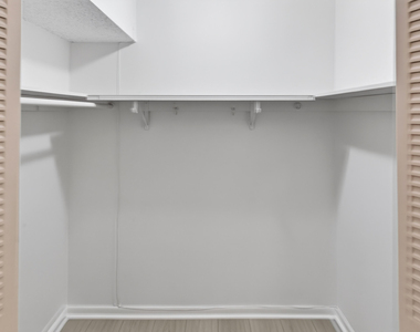 5061 W Oakland Park Boulevard - Photo Thumbnail 7