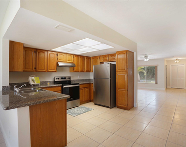 7831 Nw 71st Court - Photo Thumbnail 9