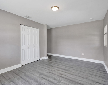 8224 Nw 1st Place - Photo Thumbnail 29