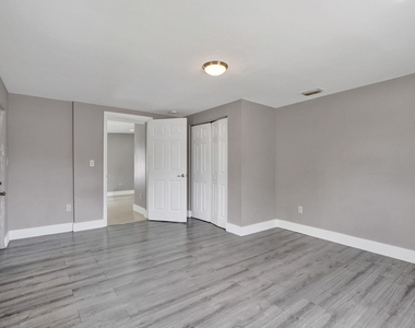 8224 Nw 1st Place - Photo Thumbnail 16