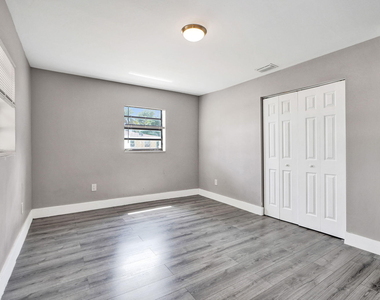 8224 Nw 1st Place - Photo Thumbnail 28
