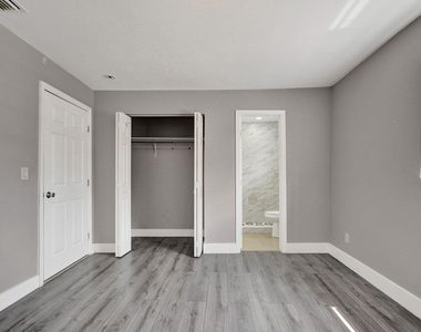 8224 Nw 1st Place - Photo Thumbnail 36