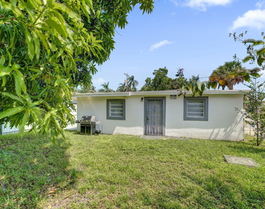 8224 Nw 1st Place - Photo Thumbnail 45