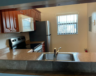 9157 Nw 1st Court - Photo Thumbnail 6
