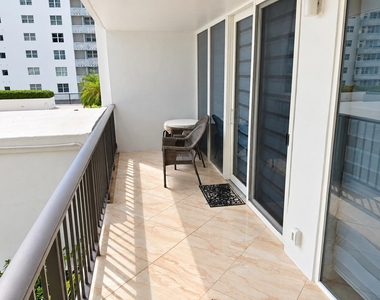 4280 Galt Ocean Drive - Photo Thumbnail 4