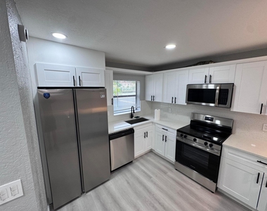 11001 Royal Palm Boulevard - Photo Thumbnail 1