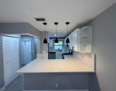 11001 Royal Palm Boulevard - Photo Thumbnail 2