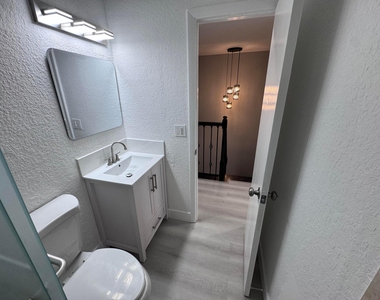 11001 Royal Palm Boulevard - Photo Thumbnail 13