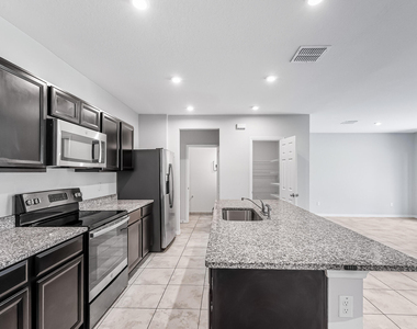 3351 Liberty Square Way - Photo Thumbnail 8