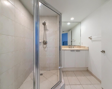 14951 Royal Oaks Lane - Photo Thumbnail 9