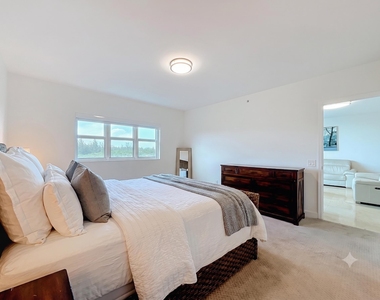 14951 Royal Oaks Lane - Photo Thumbnail 2