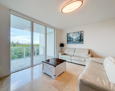 14951 Royal Oaks Lane - Photo Thumbnail 21